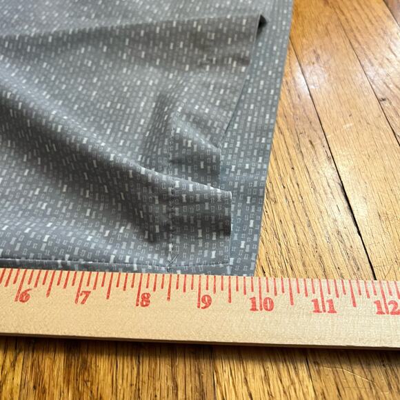 PGA Tour Shorts Mens 38 X9.5 Gray Geometric Performance Golf Chino Polyester - Picture 9 of 10